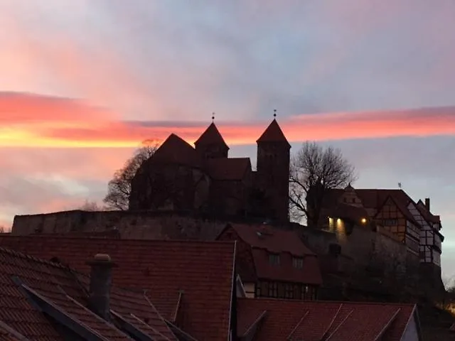 Apartamento Oekoloft Am Schlossberg Von Quedlinburg